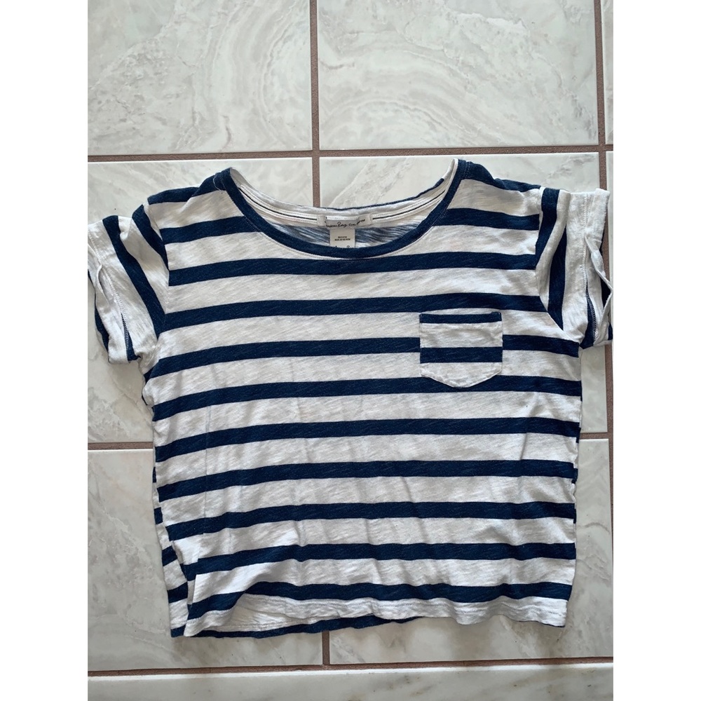 Navy striped t shirt
